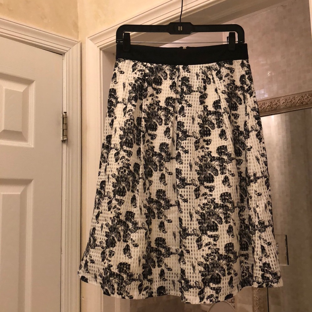 Potter’s Pot midi skirt